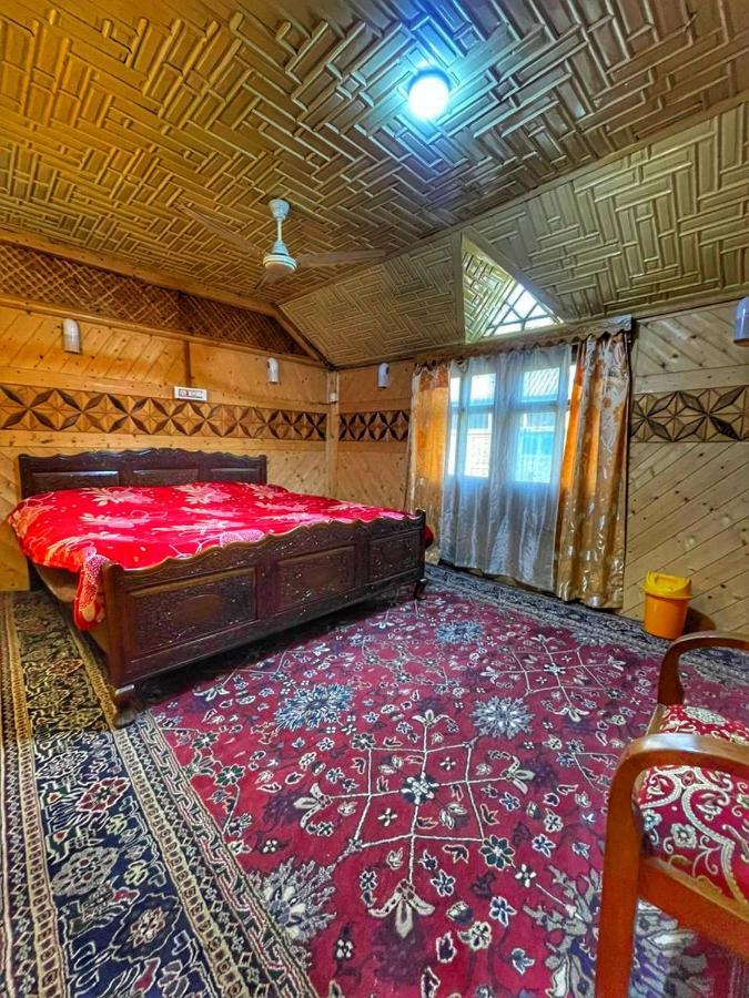 Lala Rulh Heritage Group Of Houseboats Srinagar  Luaran gambar