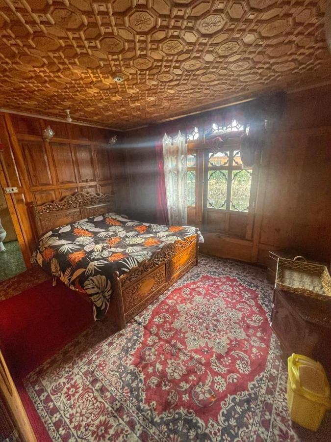 Lala Rulh Heritage Group Of Houseboats Srinagar  Luaran gambar