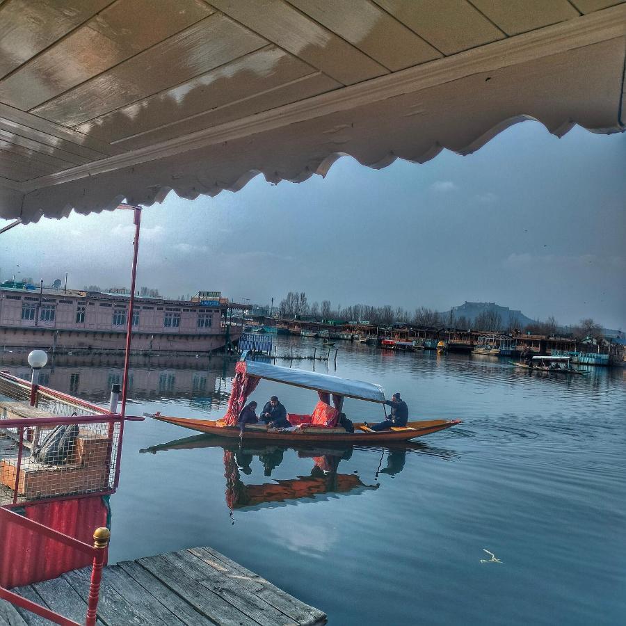 Lala Rulh Heritage Group Of Houseboats Srinagar  Luaran gambar